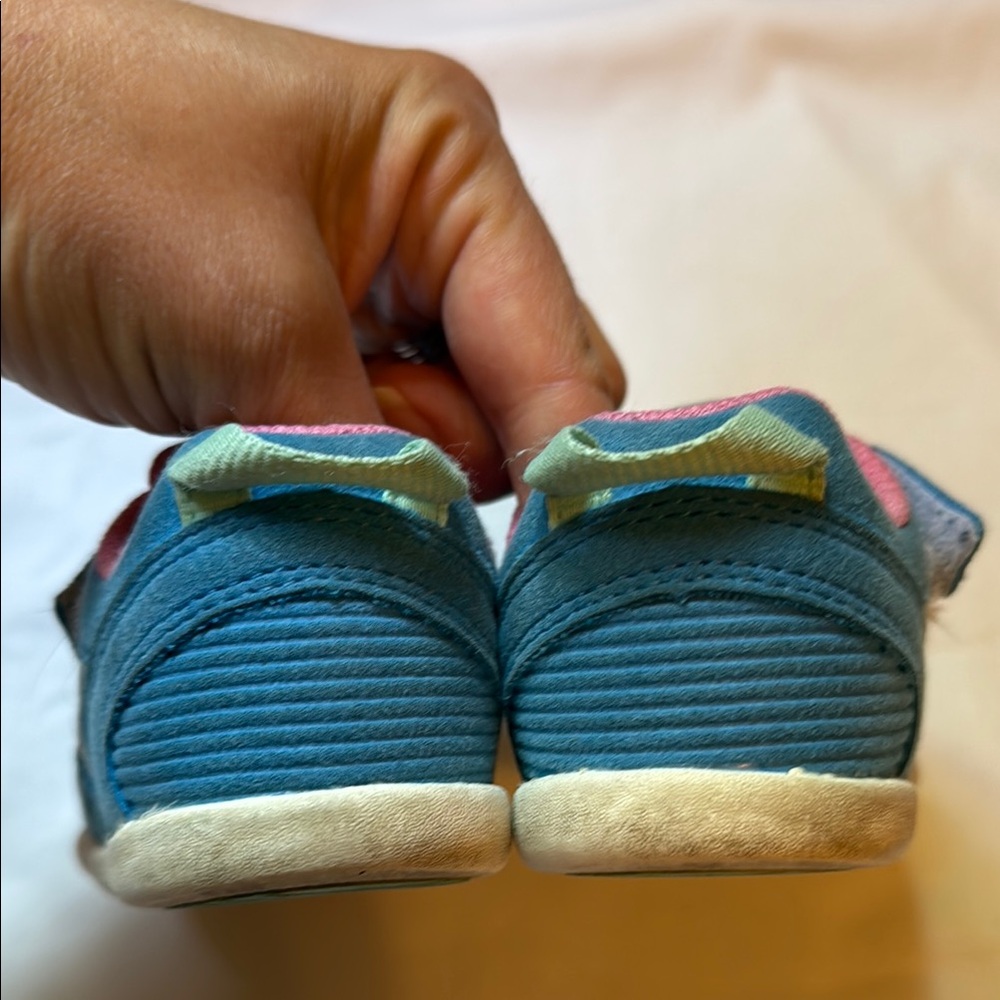 Tsukihoshi Blue and Pink Sneakers for Active Kids. Size 6.5 - Picture 4 of 6